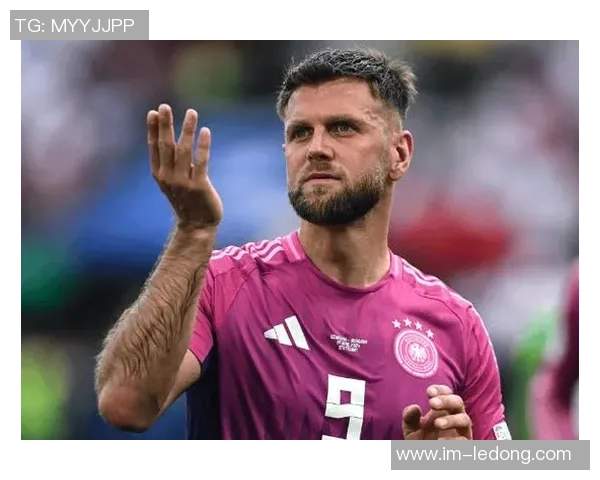 米兰官方宣布租借32岁前锋菲尔克鲁格买断费用为500万欧元