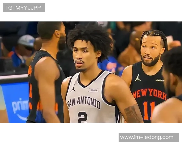 马刺媒体人称哈珀表现超越康宁汉姆引发热议